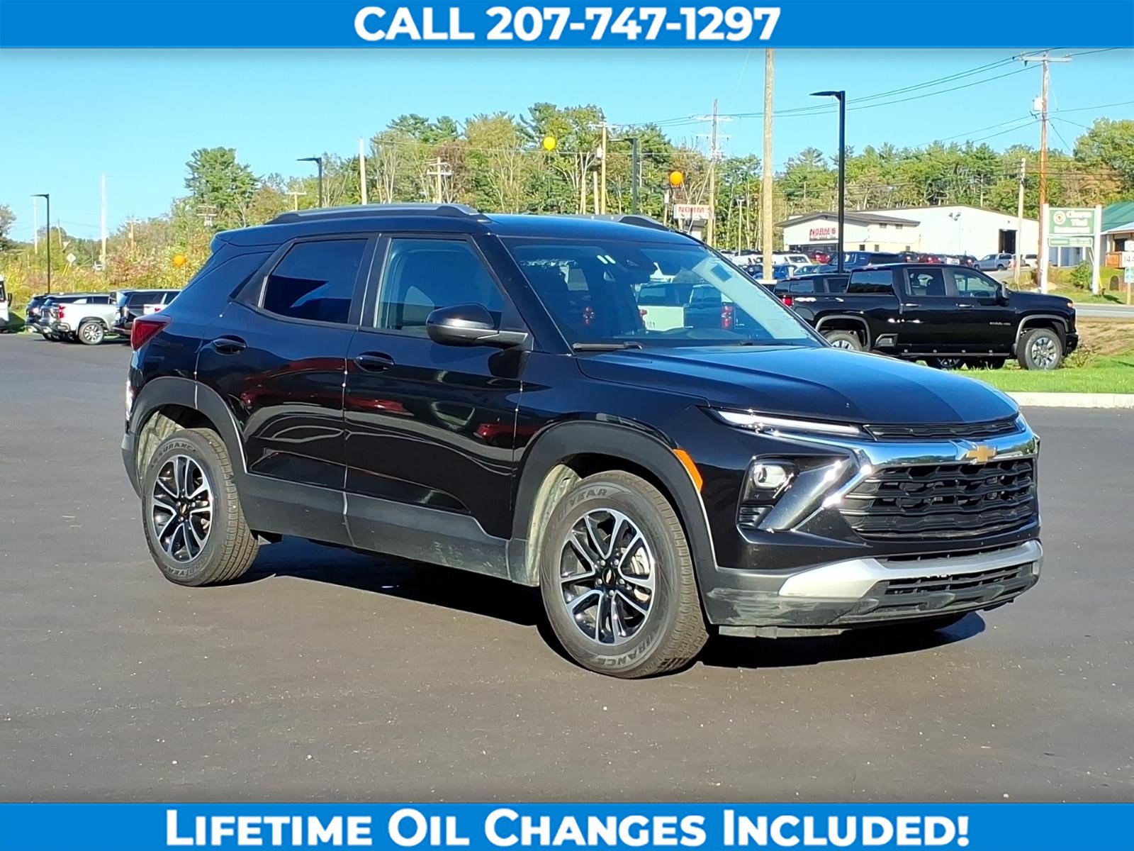 Used 2025 Chevrolet TrailBlazer LT FWD image 3