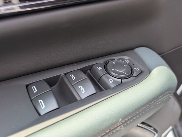 New 2026 GMC Yukon AT4 w/ AT4 Premium Plus Package AWD/4WD image 15