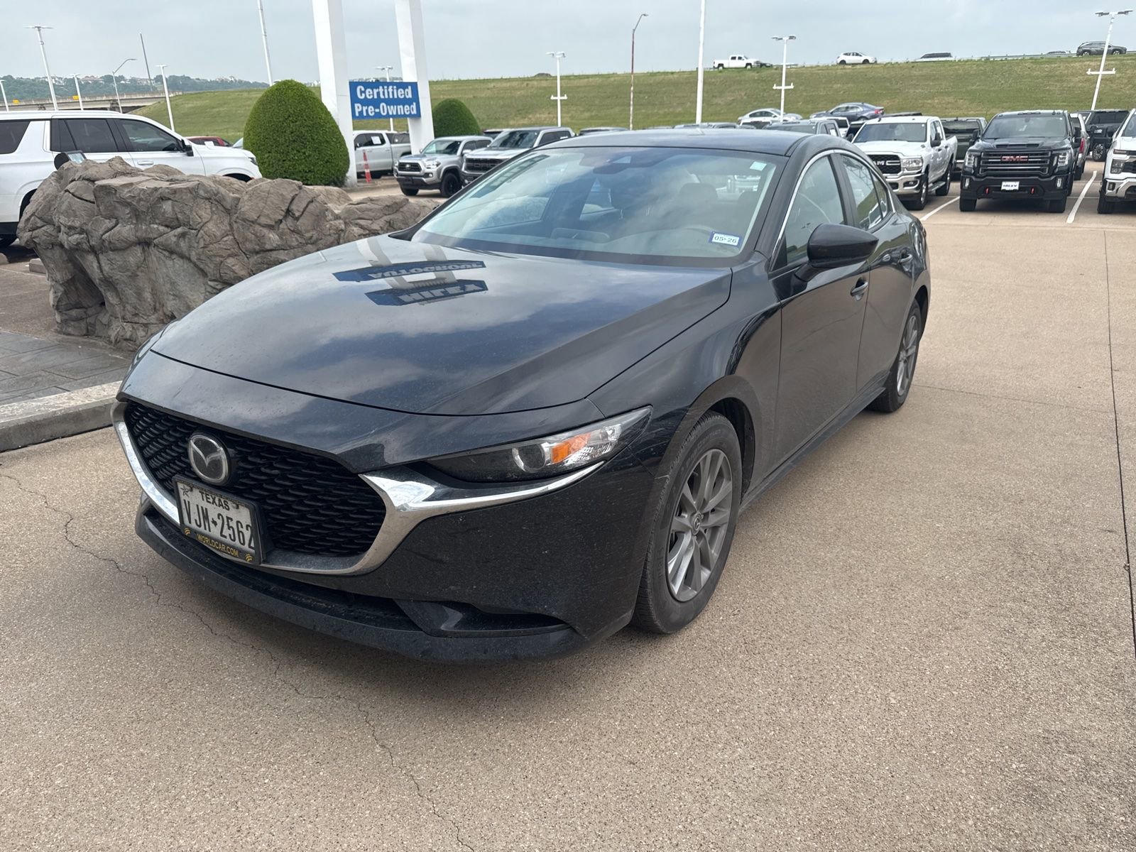 Used 2023 MAZDA MAZDA3 s FWD image 1