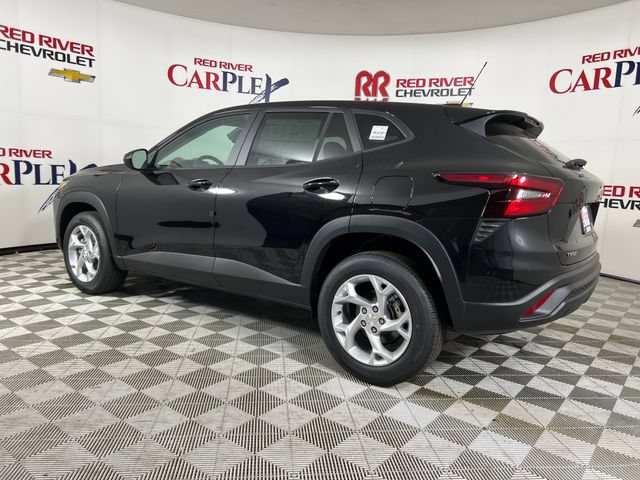 New 2026 Chevrolet Trax LS w/ LS Convenience Package FWD image 5