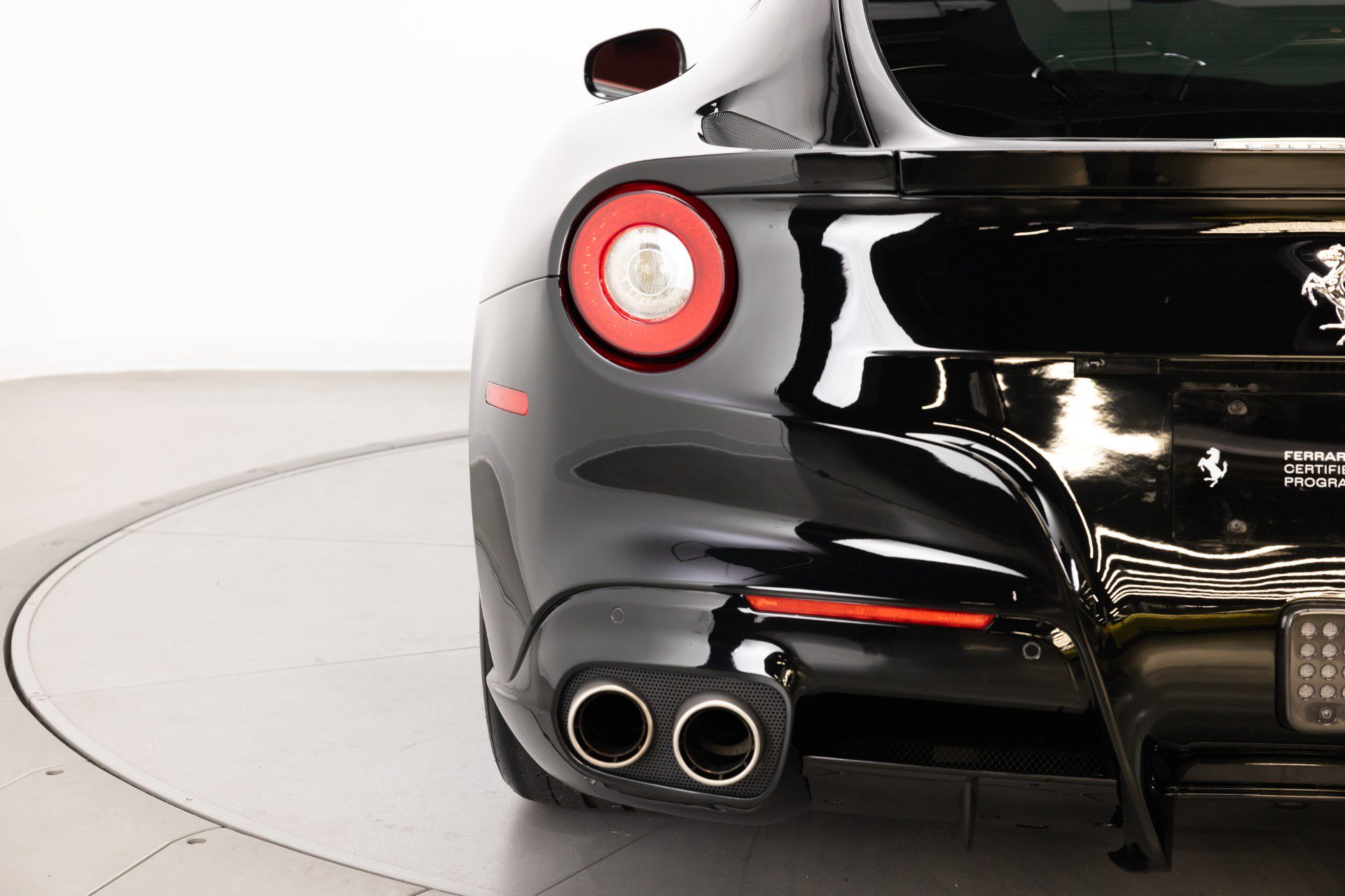 Certified 2014 Ferrari F12 Berlinetta RWD image 33