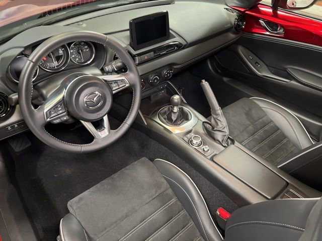 Used 2023 MAZDA MX-5 Miata Club w/ Brembo/BBS Recaro Package image 29