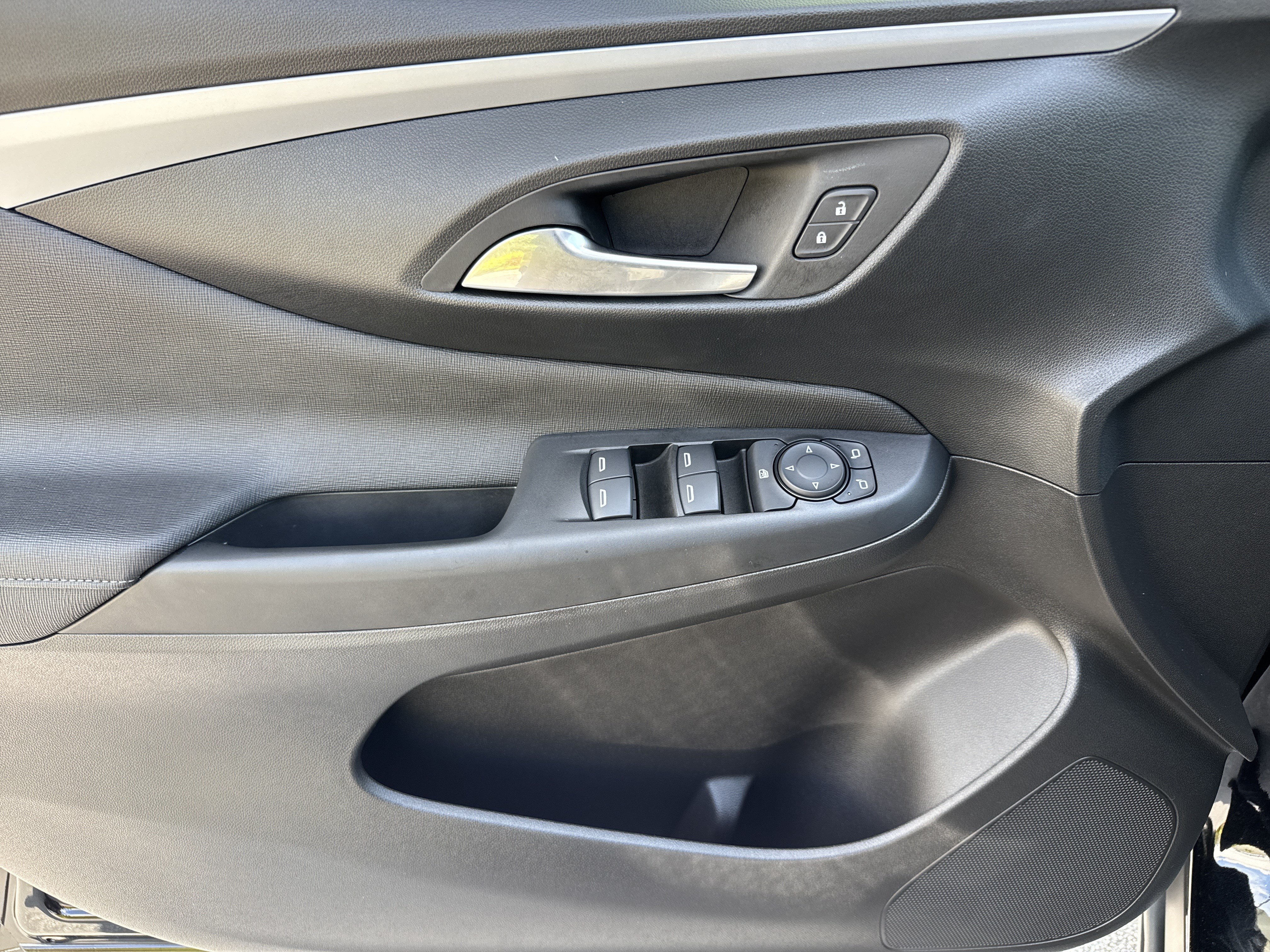 Used 2025 Buick Envista Preferred w/ Convenience I Package FWD image 14