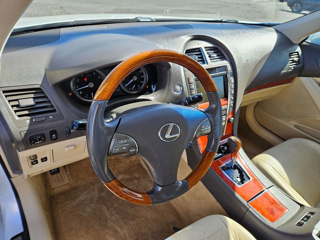 Used 2010 Lexus ES 350 FWD image 19