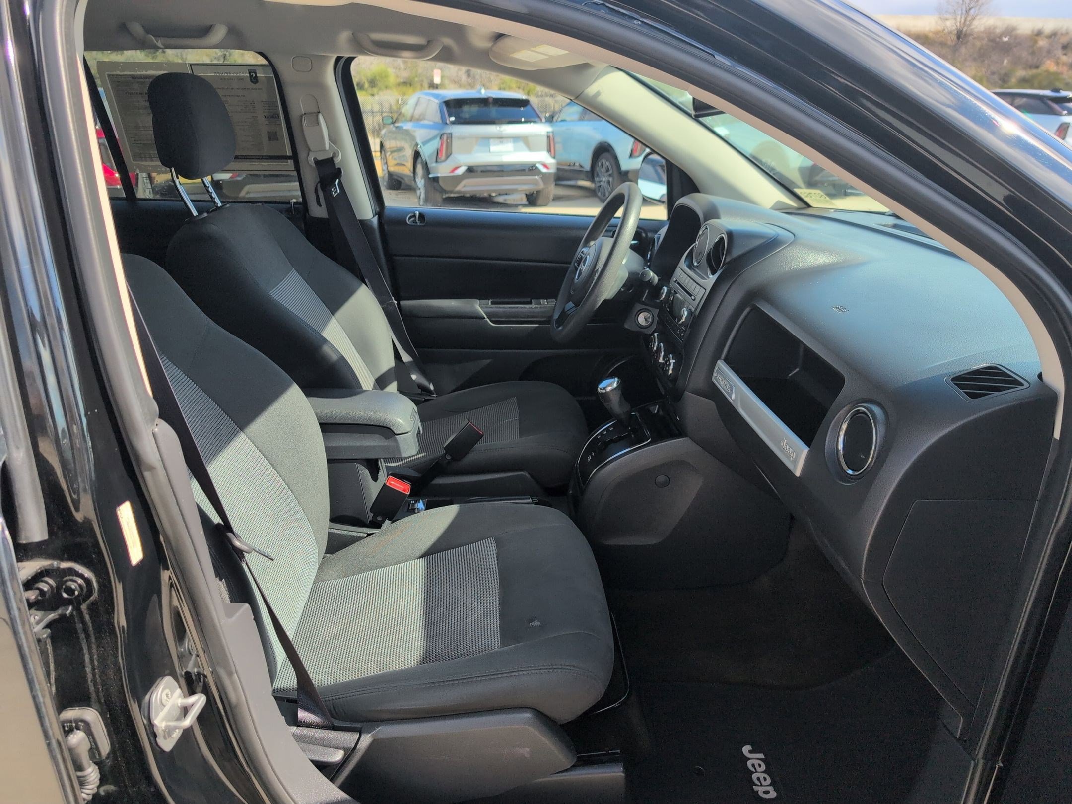 Used 2016 Jeep Compass Sport w/ Power Value Group image 26