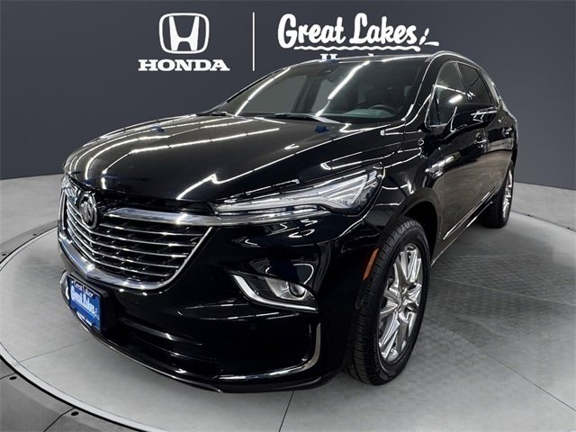 Used 2022 Buick Enclave Essence w/ Experience Buick Package image 2