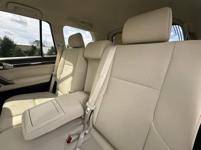 Used 2023 Lexus GX 460 Premium w/ Premium Package AWD/4WD image 19