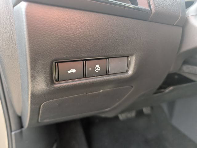 New 2026 Nissan Sentra SV w/ SV Convenience Package FWD image 17