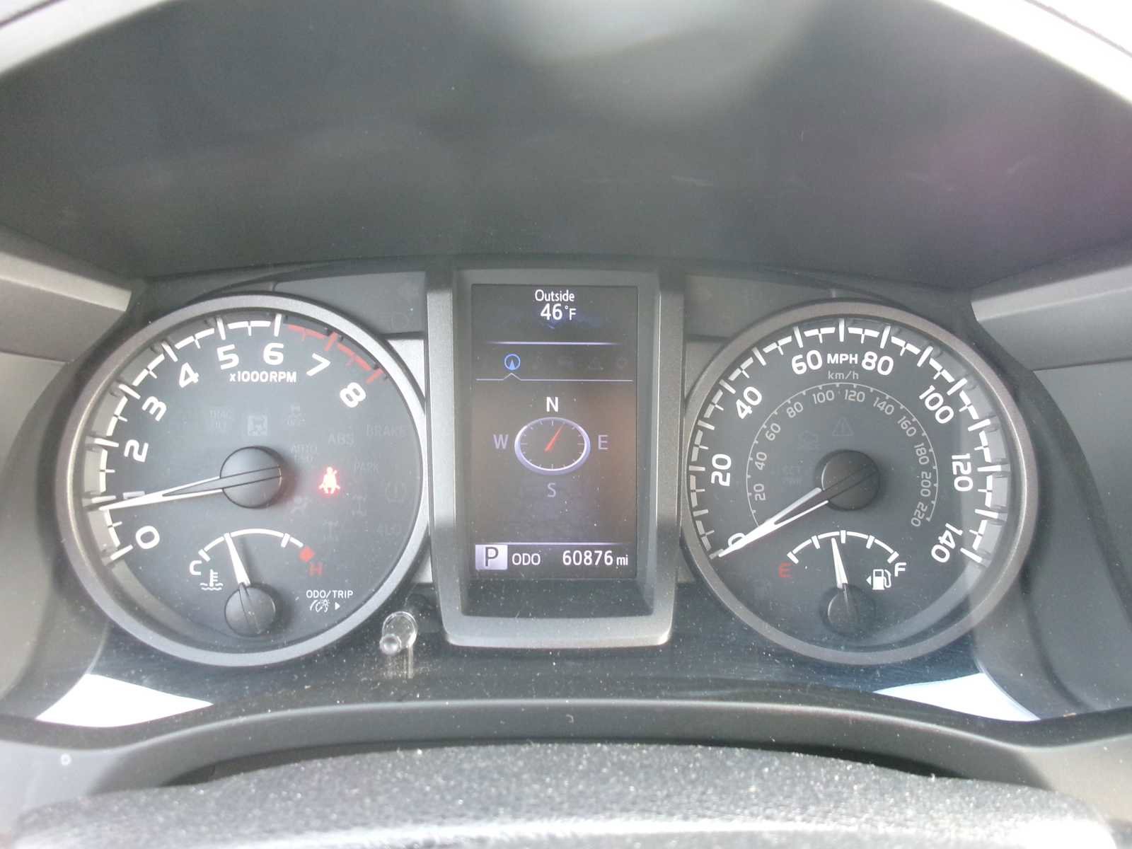 Used 2017 Toyota Tacoma TRD Sport w/ Premium & Technology Package image 11