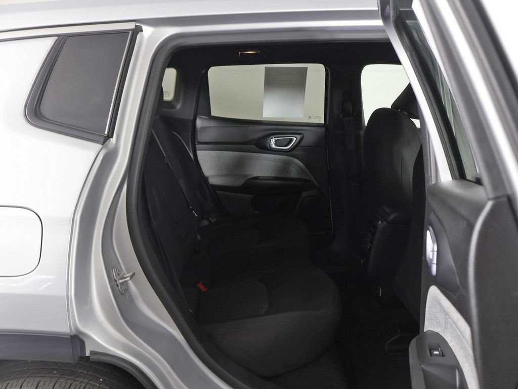 Used 2025 Jeep Compass Sport AWD/4WD image 28