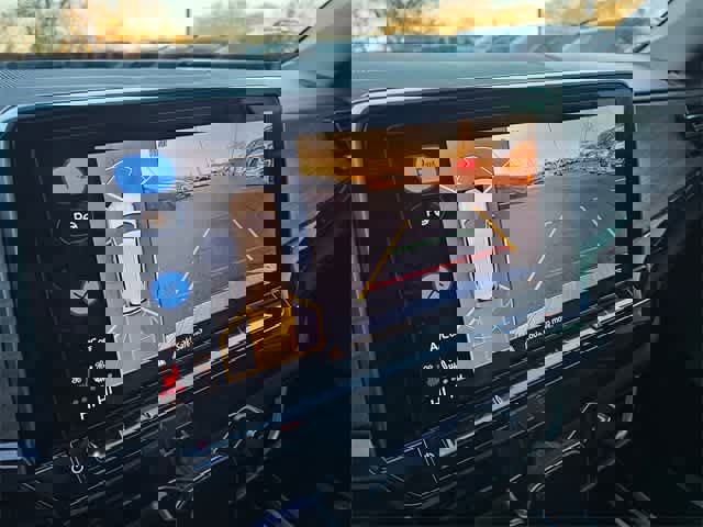 Used 2024 Volkswagen Atlas SEL Premium R-Line image 24