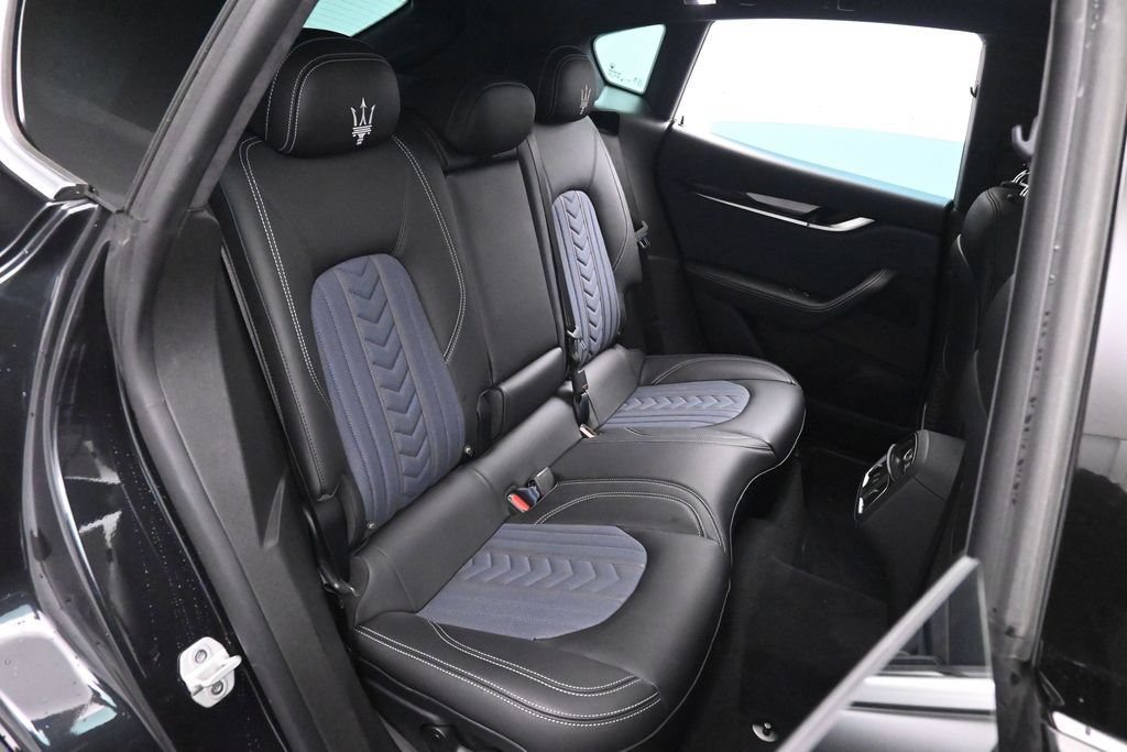 Used 2022 Maserati Levante GT AWD/4WD image 22