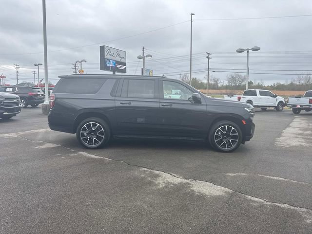 Certified 2024 Chevrolet Suburban RST image 3