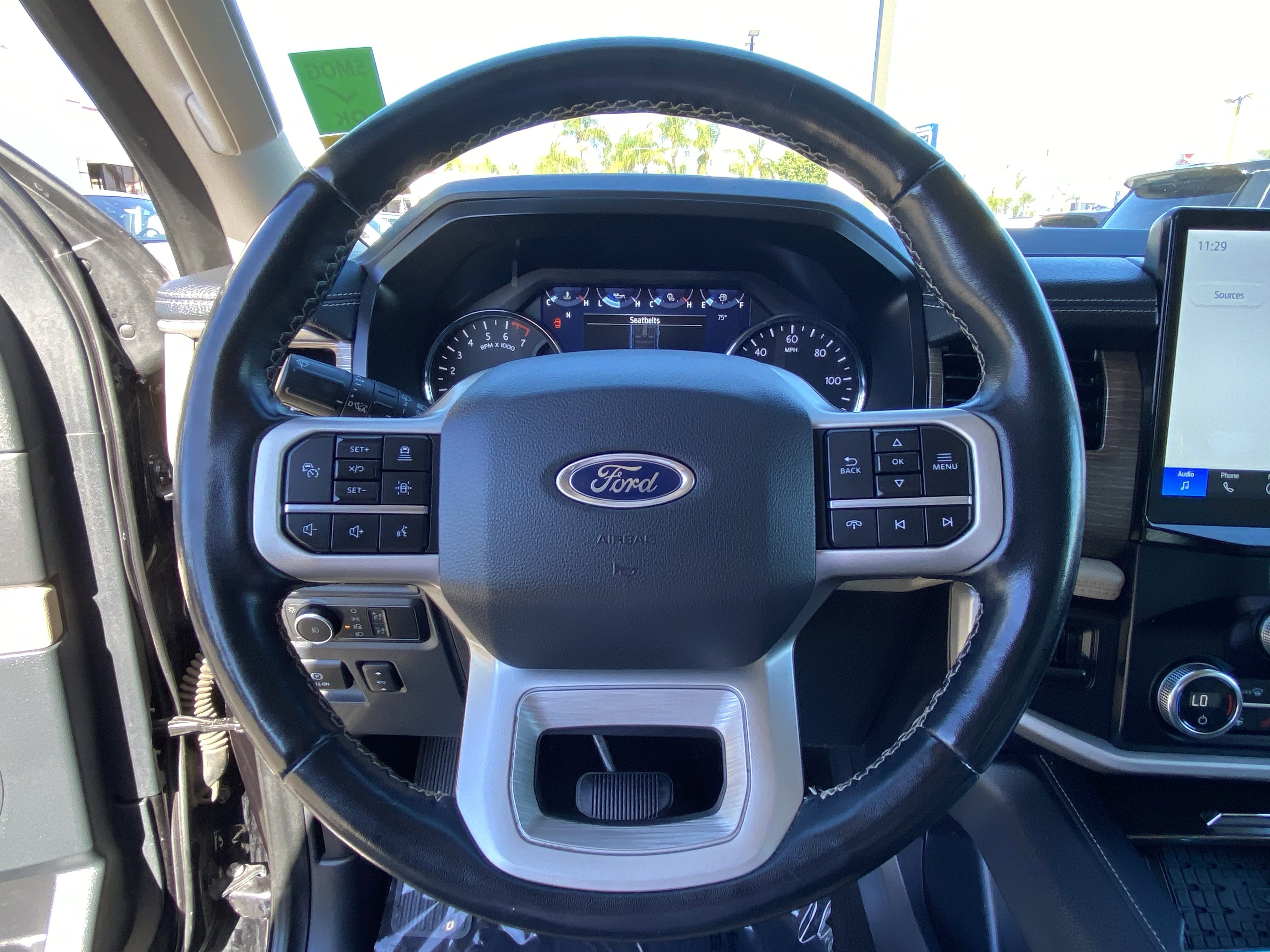 Used 2022 Ford Expedition Limited image 26
