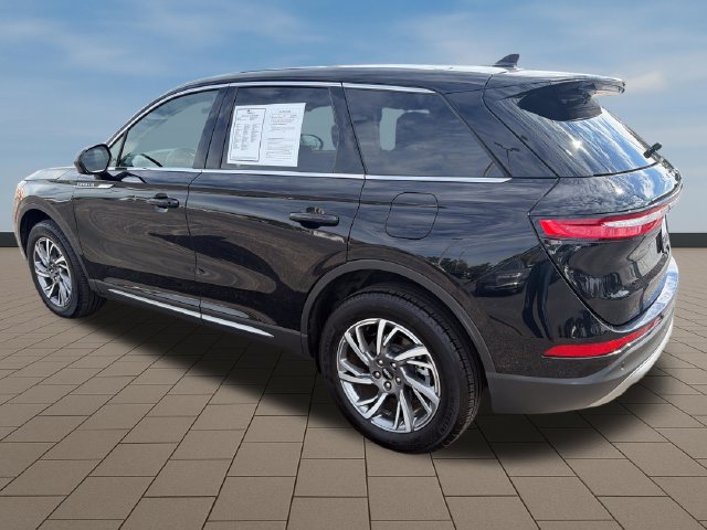 Certified 2025 Lincoln Corsair FWD image 4