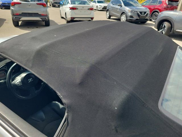 Used 2011 Nissan 370Z Touring w/ Sport Pkg image 15