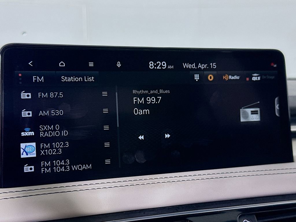 Used 2023 Genesis G70 2.0T w/ Sport Prestige Package image 31