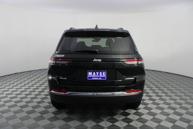 New 2025 Jeep Grand Cherokee Laredo image 23