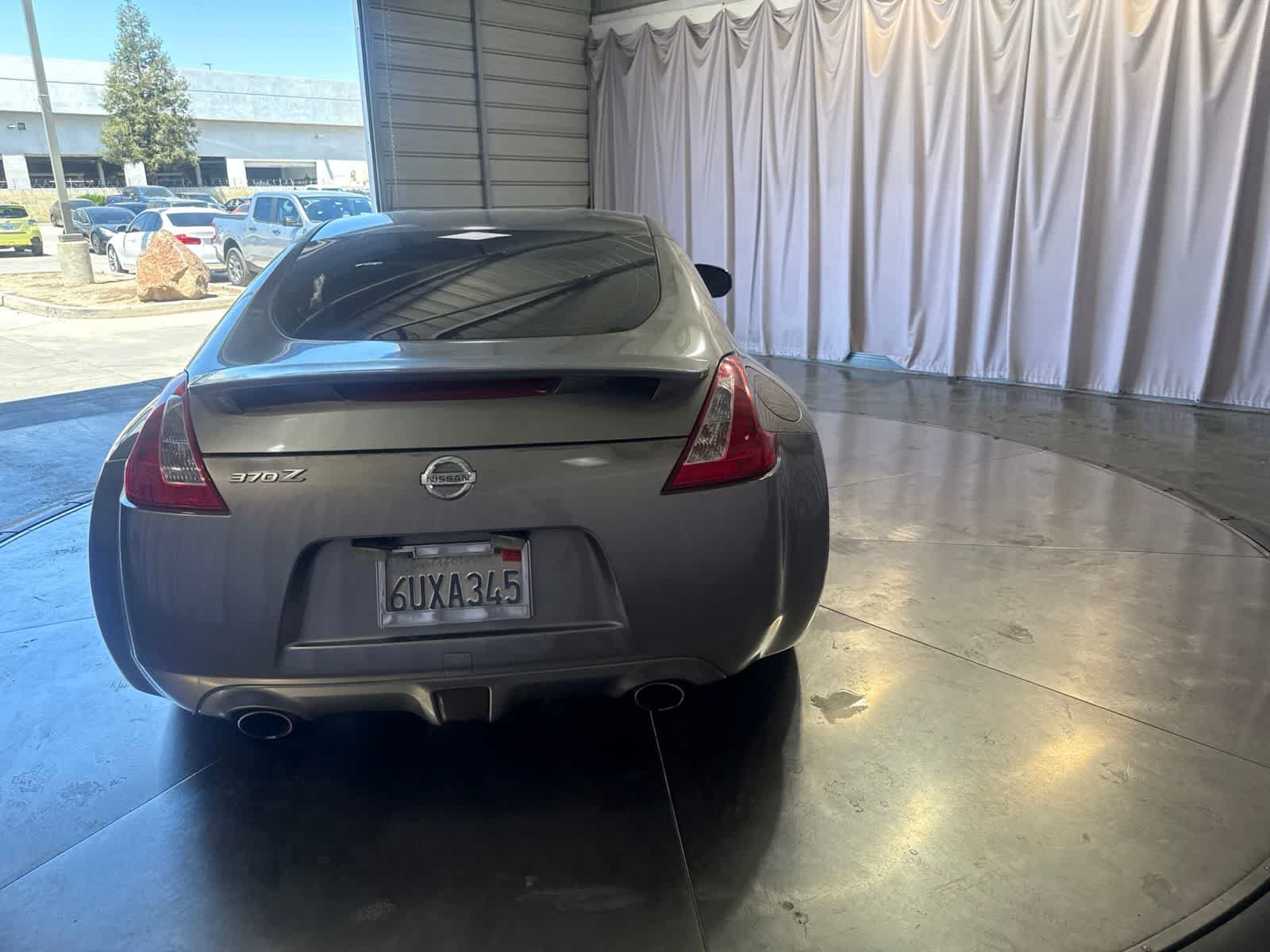 Used 2009 Nissan 370Z Coupe w/ Sport Pkg RWD image 6