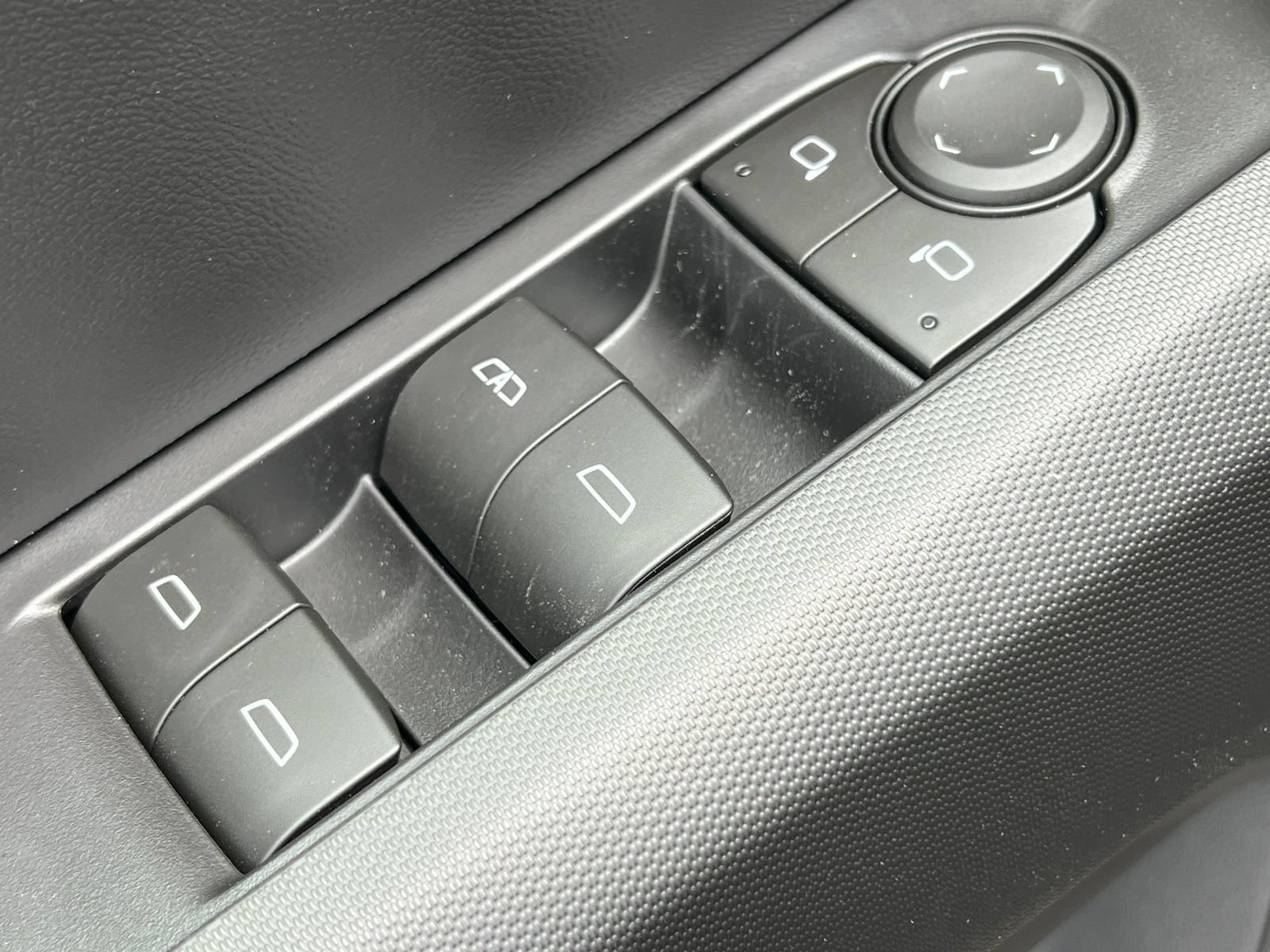 New 2026 GMC Canyon Elevation AWD/4WD image 19