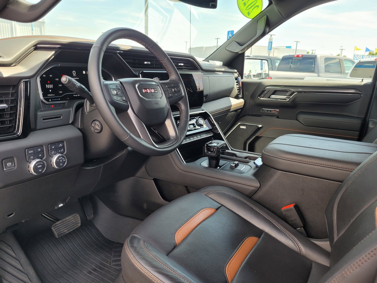 Used 2023 GMC Sierra 1500 AT4 AWD/4WD image 10