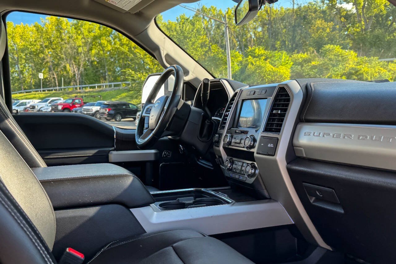 Used 2021 Ford F350 Lariat w/ Lariat Ultimate Package AWD/4WD image 15