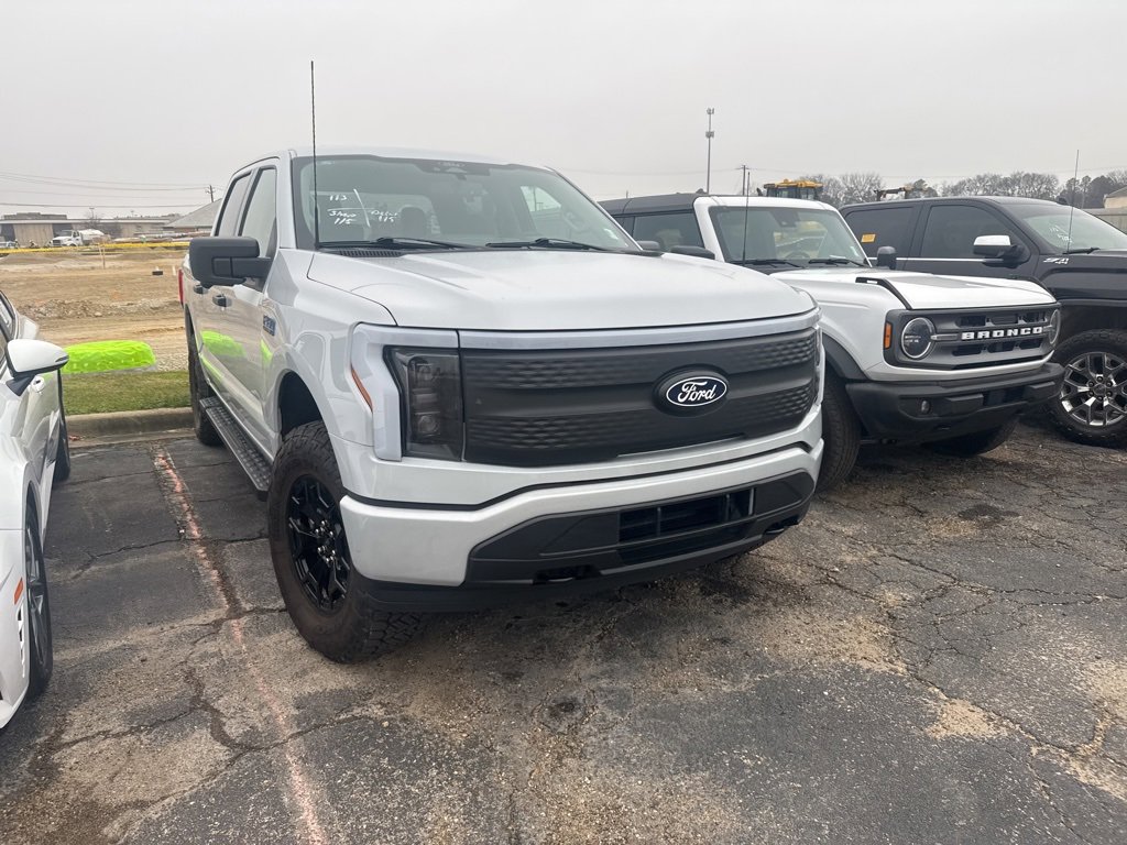 Certified 2025 Ford F150 Lightning XLT image 2