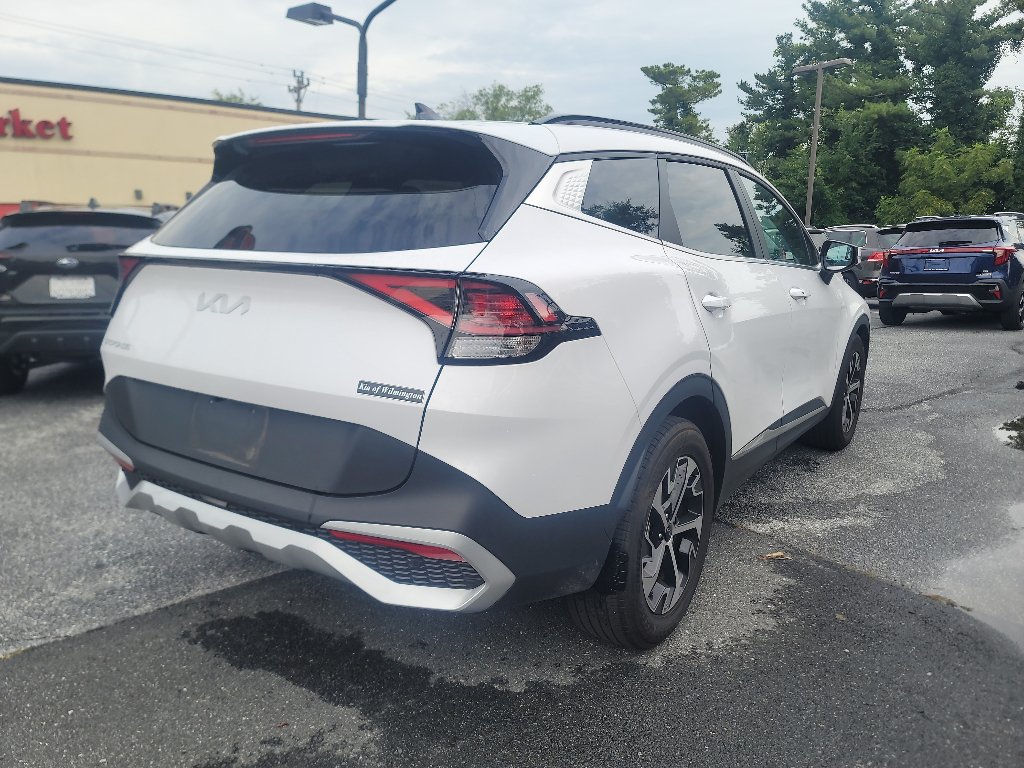 Certified 2025 Kia Sportage EX w/ Premium Package FWD image 4