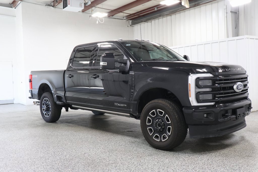 Used 2025 Ford F250 Platinum image 2
