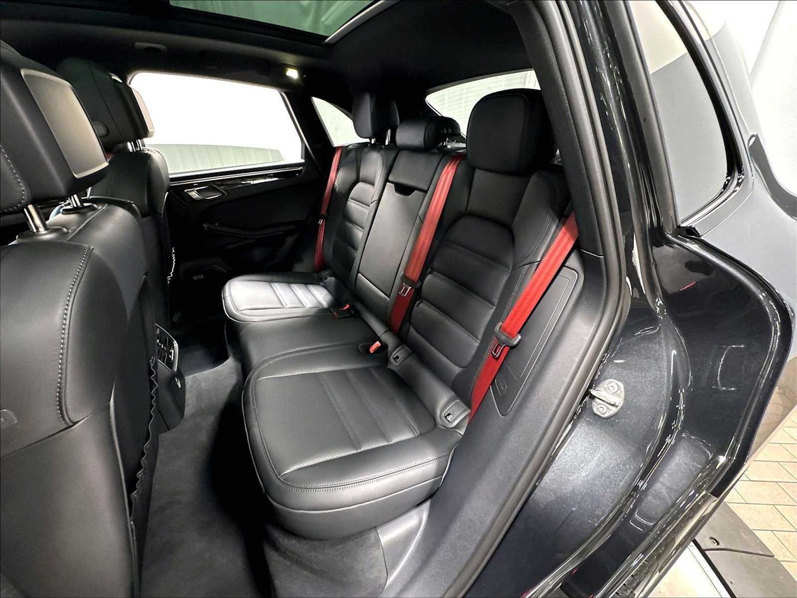 New 2026 Porsche Macan S AWD/4WD image 25