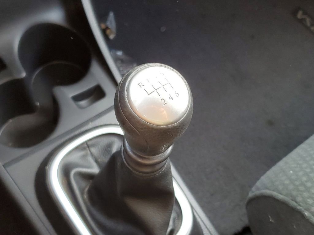 Used 2012 Nissan Versa 1.8 S w/ Plus Pkg image 24