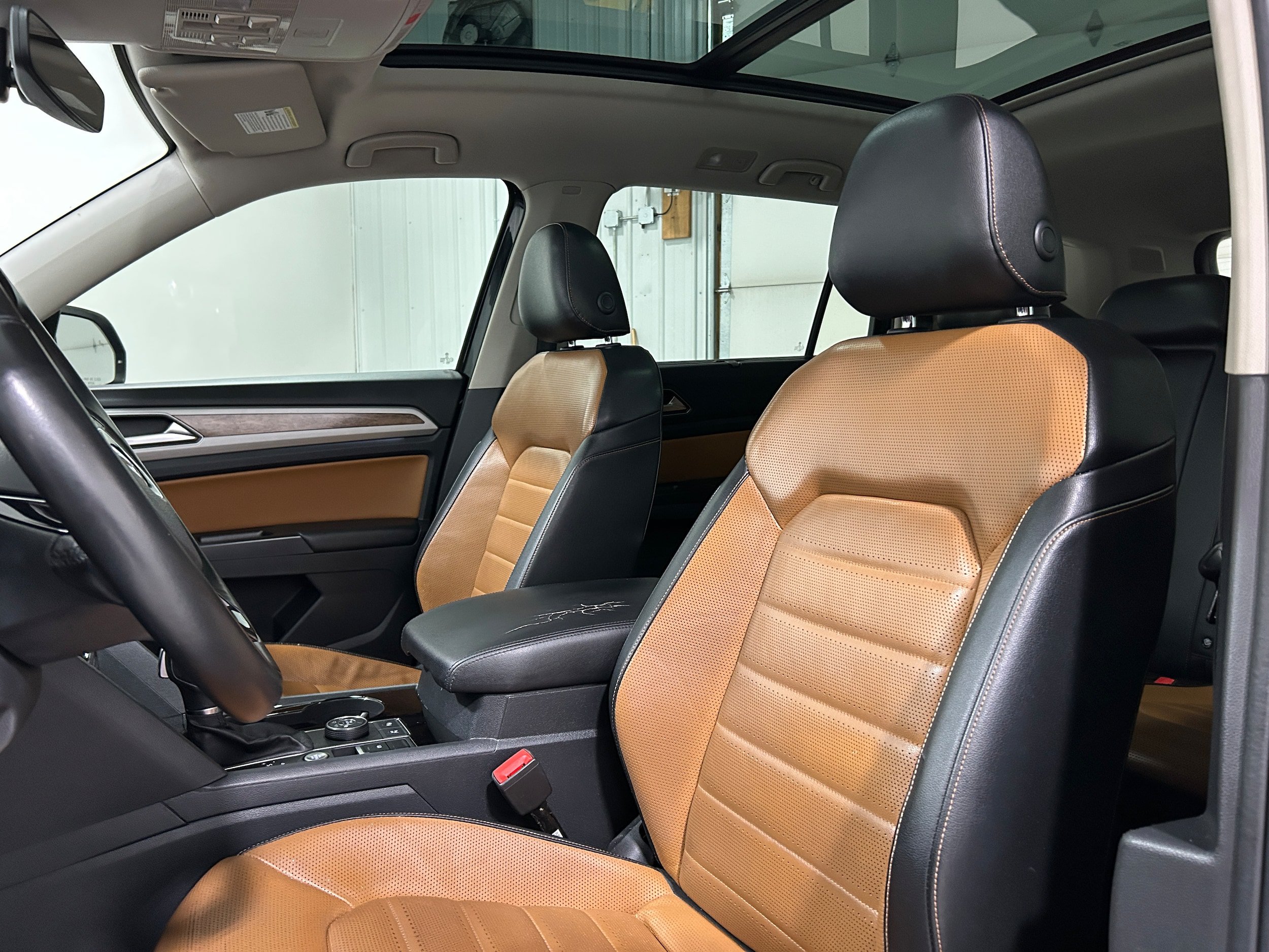 Used 2019 Volkswagen Atlas SEL Premium AWD/4WD image 24
