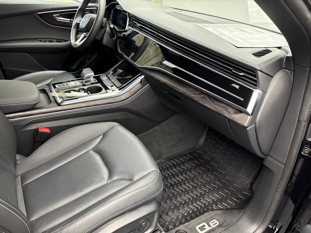 Certified 2023 Audi Q8 Premium Plus w/ Premium Plus Package AWD/4WD image 27