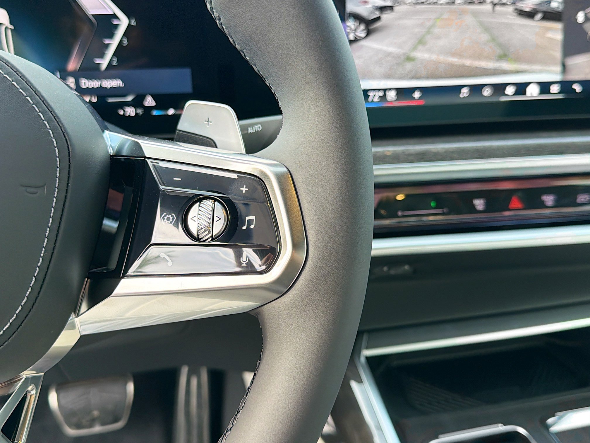 New 2026 BMW 760i xDrive w/ Executive Package image 38