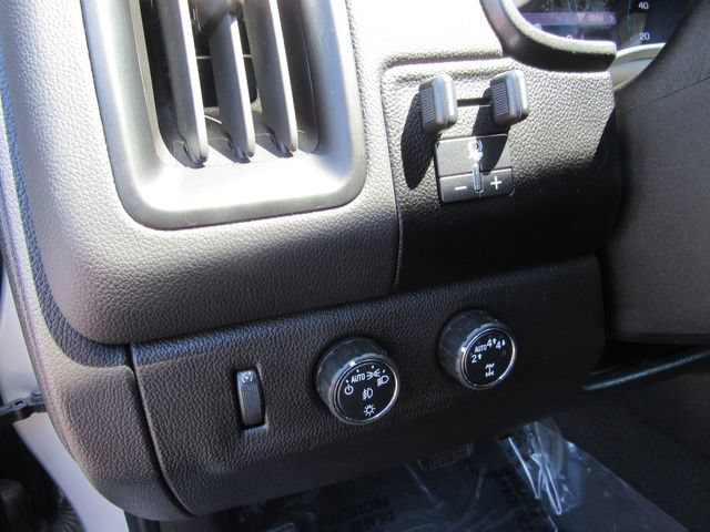 Certified 2019 Chevrolet Colorado LT w/ LT Convenience Package AWD/4WD image 17