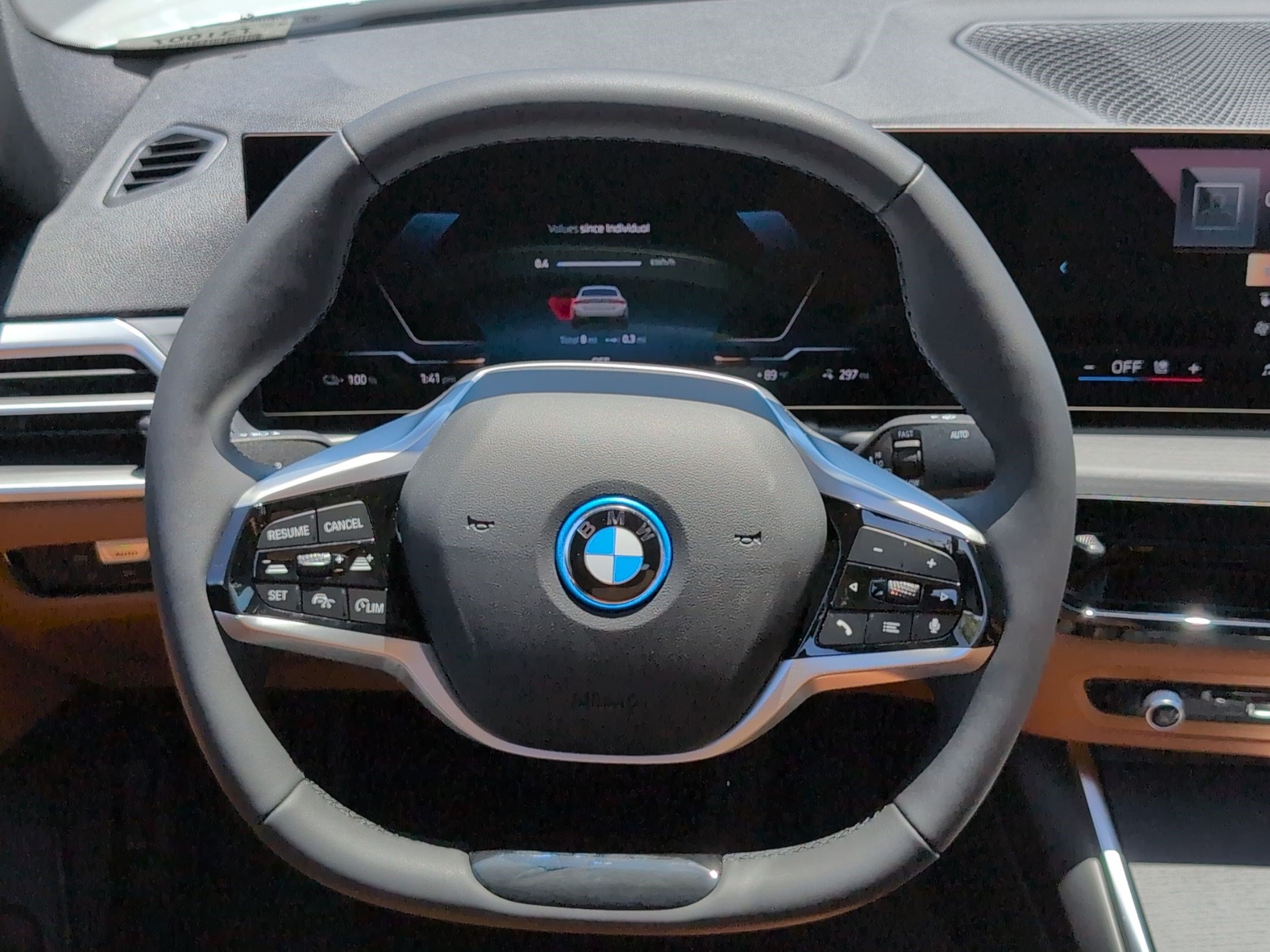 New 2026 BMW i4 eDrive40 w/ Parking Assistance Package RWD image 18