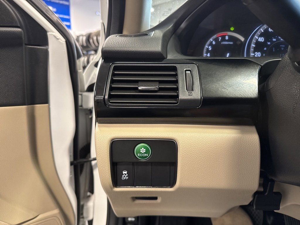Used 2017 Honda Accord LX image 20