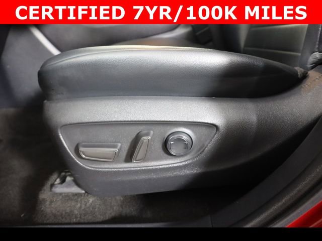 Used 2023 Toyota Highlander XLE FWD image 19