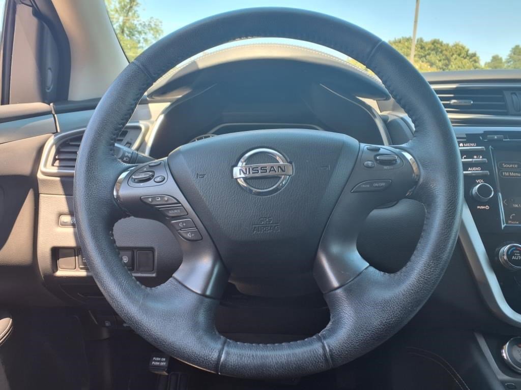 Used 2022 Nissan Murano SV w/ SV Midnight Edition Package image 12