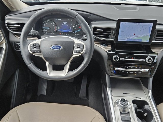 Used 2024 Ford Explorer Limited image 8