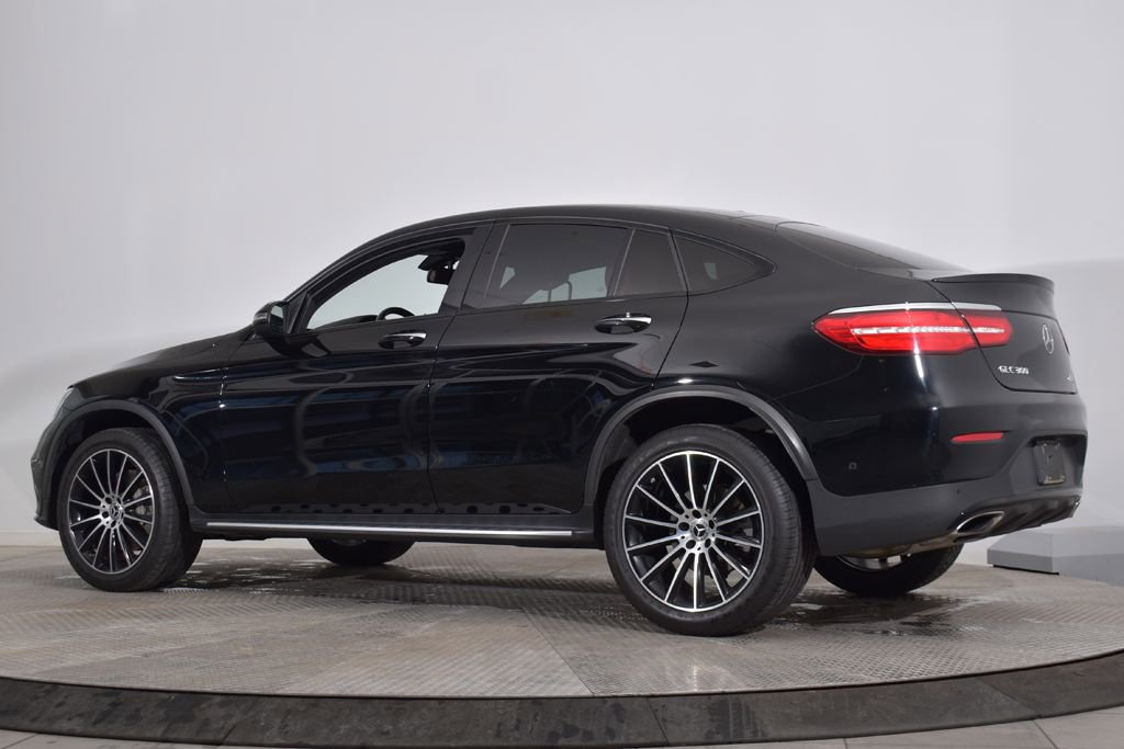 Used 2018 Mercedes-Benz GLC 300 4MATIC Coupe image 3