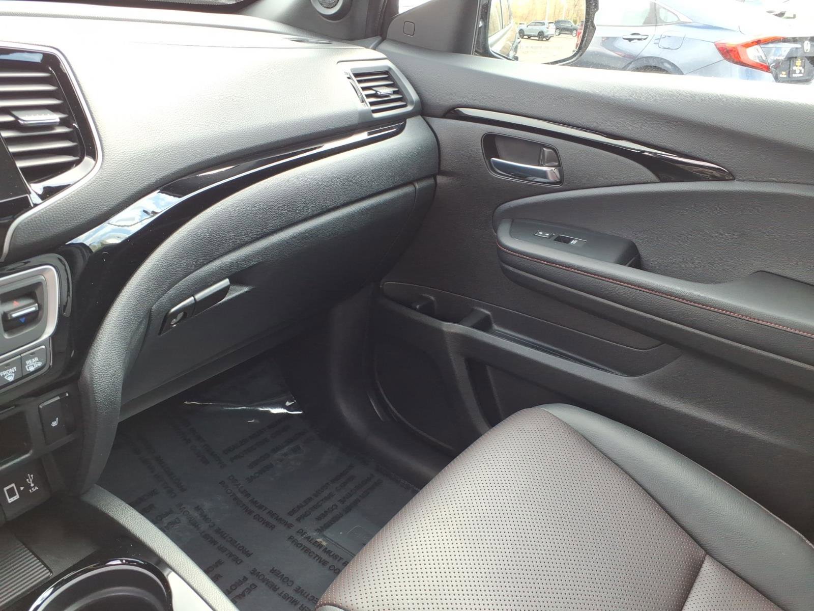 Used 2023 Honda Ridgeline Black Edition image 29