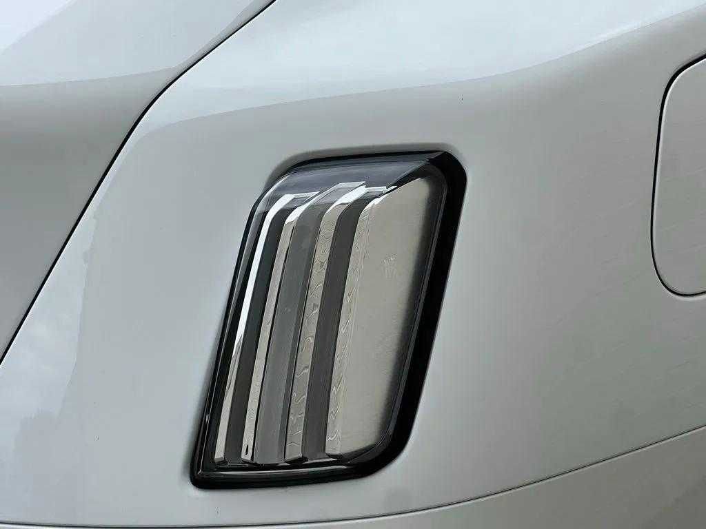 Certified 2024 Rolls-Royce Spectre w/ Spectre Launch Package image 23