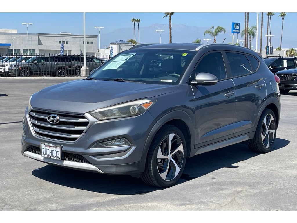 Used 2017 Hyundai Tucson Sport w/ Cargo Package FWD image 2