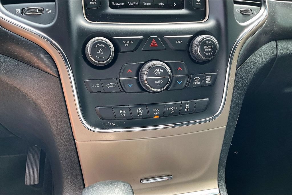 Used 2017 Jeep Grand Cherokee Laredo w/ Quick Order Package 23E AWD/4WD image 15
