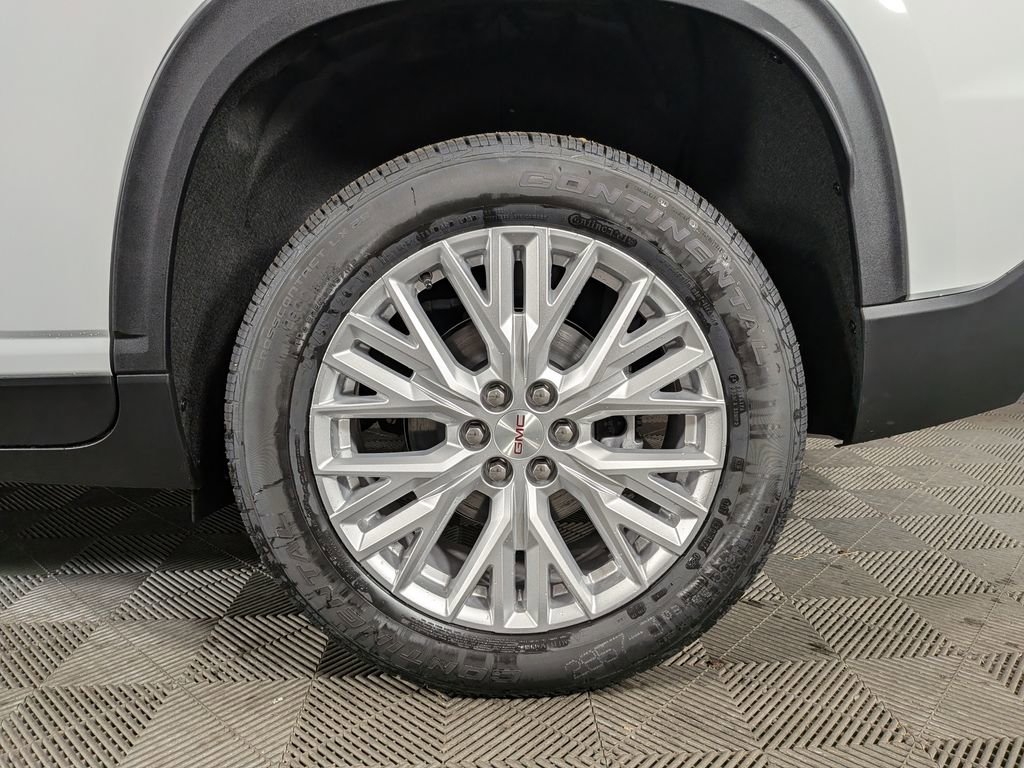 New 2026 GMC Acadia Elevation image 13