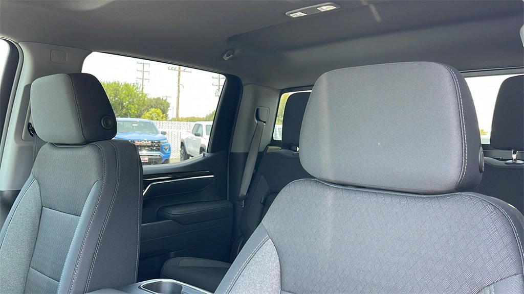New 2025 GMC Sierra 1500 Elevation image 12