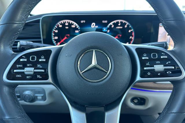 Used 2020 Mercedes-Benz GLS 450 4MATIC image 28
