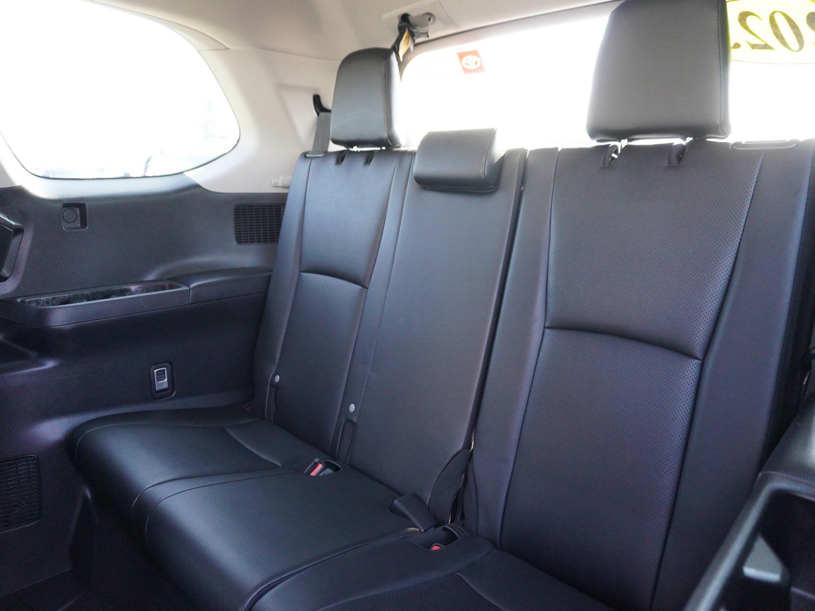 Used 2025 Toyota Grand Highlander XLE image 14