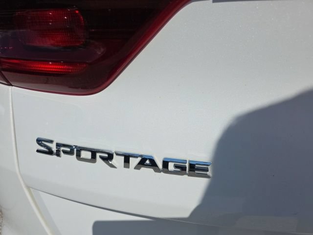 Used 2021 Kia Sportage EX w/ EX Technology Package AWD/4WD image 35